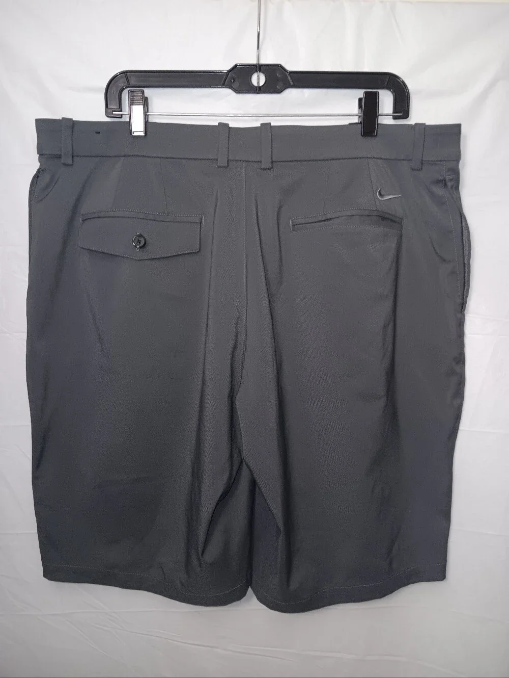 NIKE PERFORMANCE FLAT FRONT  CHINO GOLF SHORTS